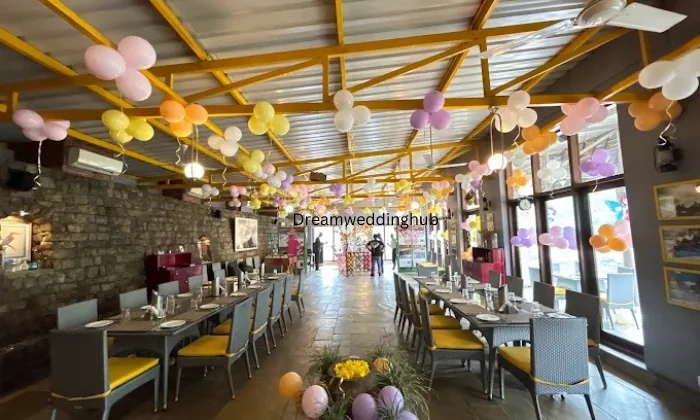 MP Balloon Decorator